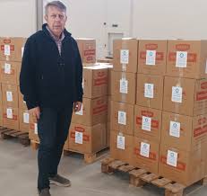 Uluslararasi kafkas derneği 6 Şubat depremi mağdurlarina Ramazan kolisi yardimlari yapiyor.